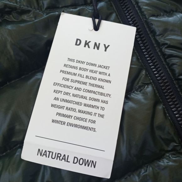 NWT DKNY Men’s Hooded Vest Jacket Puffer Sleeveless Size Small Green. - Picture 5 of 13